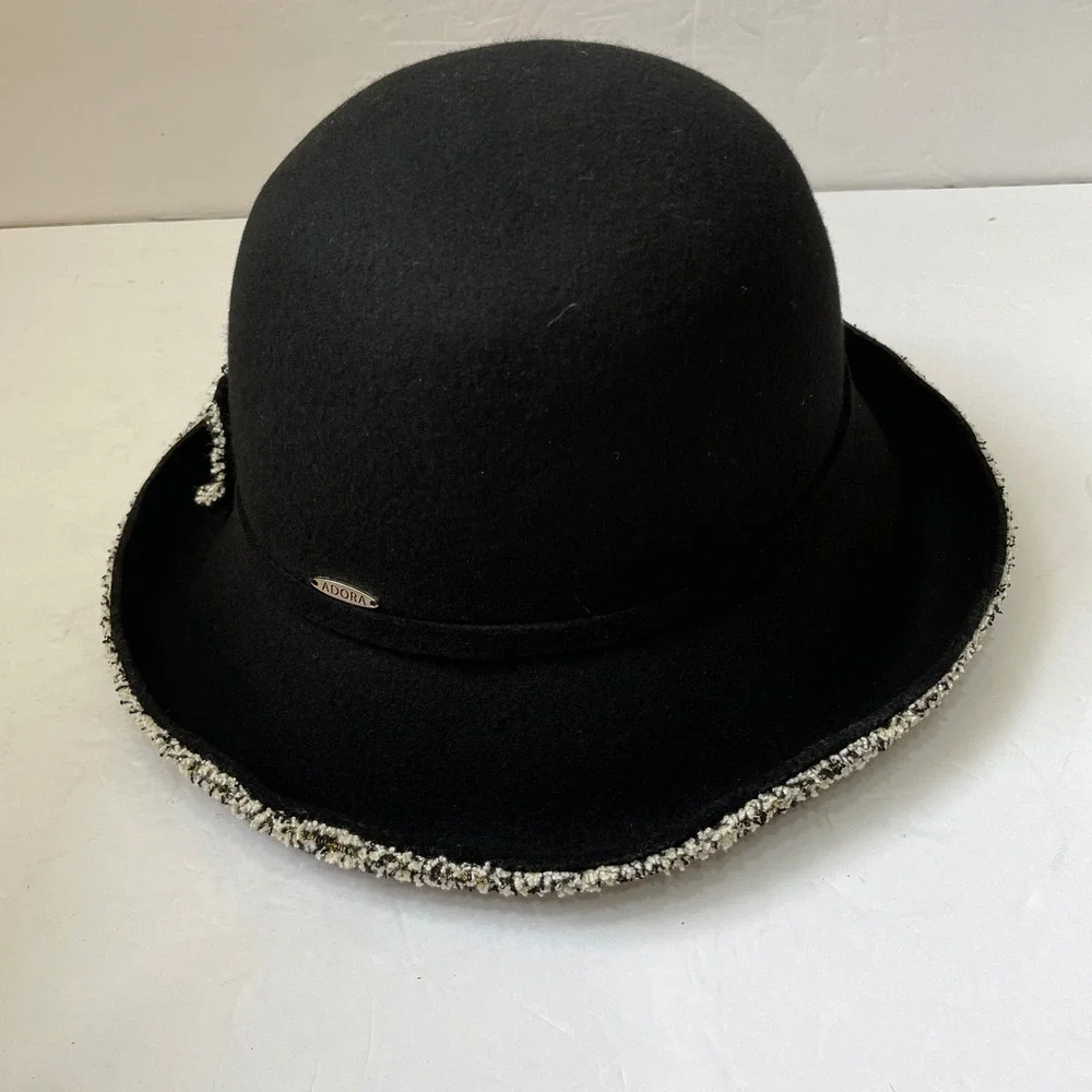 VINTAGE‎ ADORA 100% WOOL BLACK FEDORA WITH BOW ACCENT